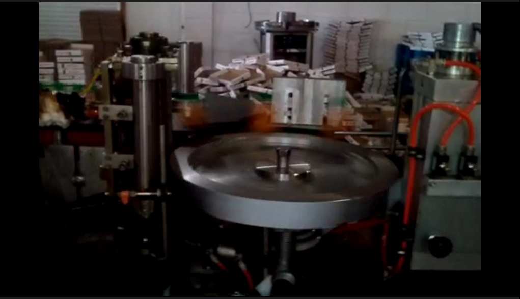 opp labeling machine sample 1 نمونه دستگاه لیبل زن opp دو ستاره